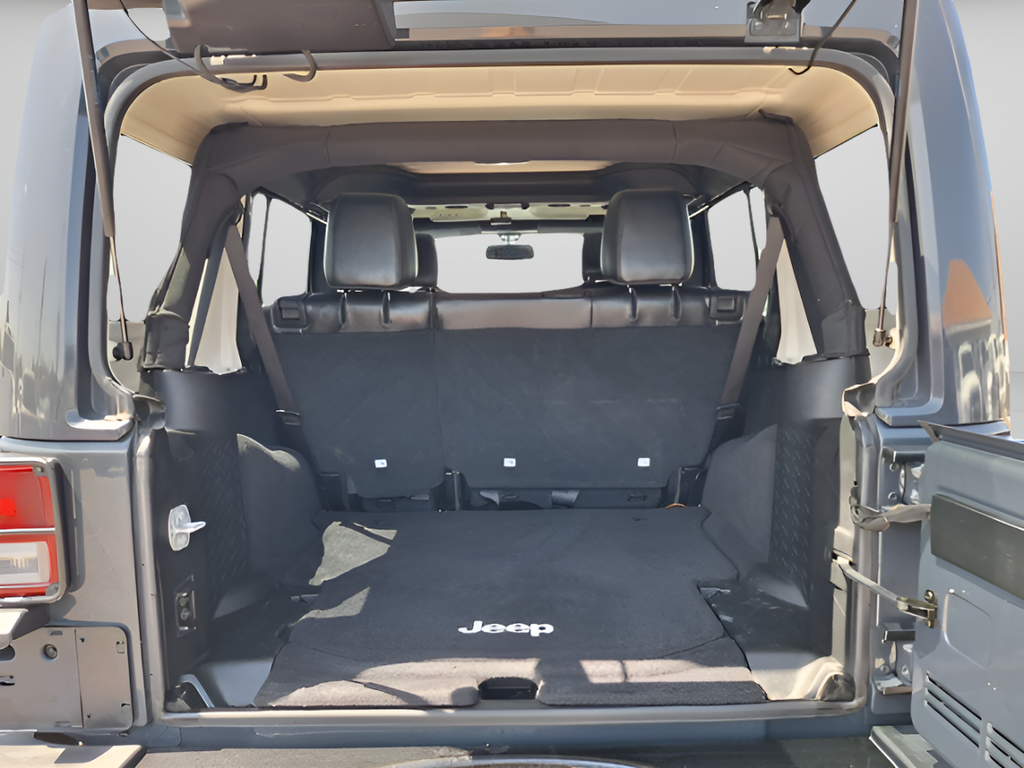 2017 Jeep Wrangler Unlimited Smoky Mountain