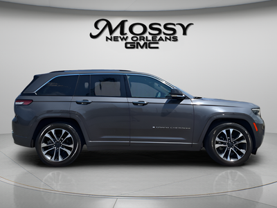 2022 Jeep Grand Cherokee Overland