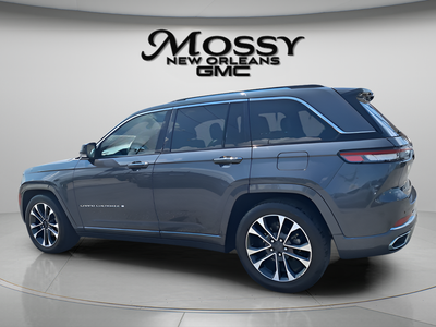 2022 Jeep Grand Cherokee Overland