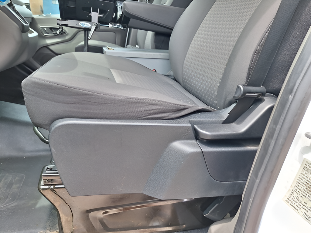 2021 Ford Transit Cargo Van Base