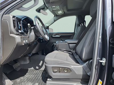 2022 Chevrolet Silverado 1500 LT (2FL)