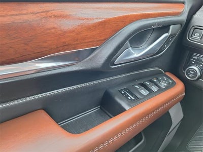 2023 GMC Yukon Denali Ultimate