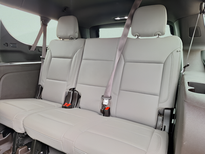 2024 Chevrolet Suburban LT