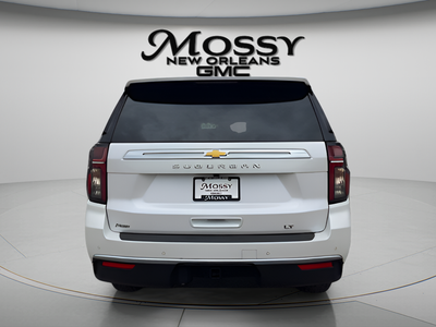 2024 Chevrolet Suburban LT