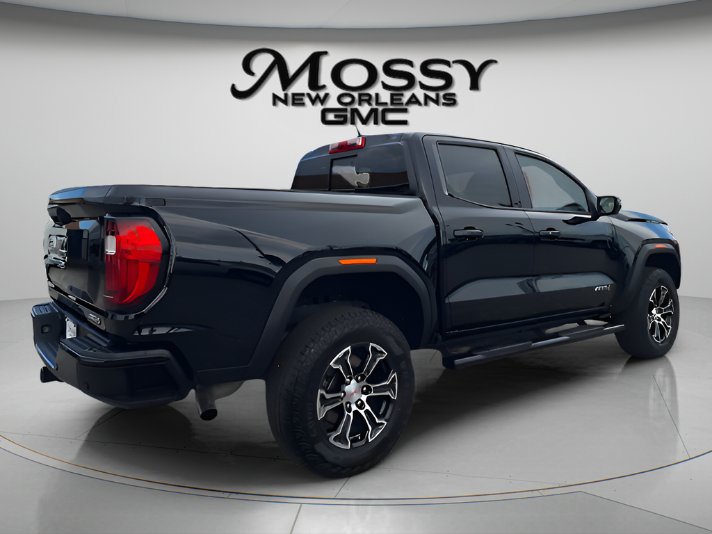 2024 GMC Canyon AT4