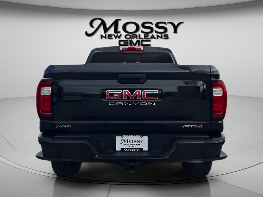 2024 GMC Canyon AT4