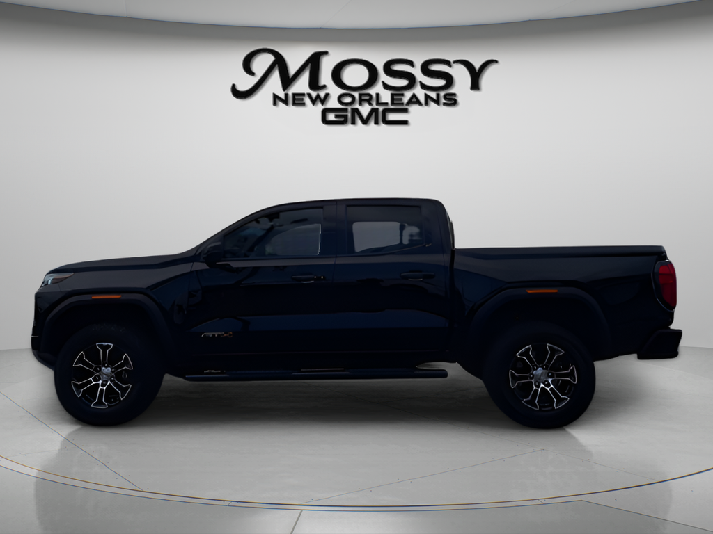 2024 GMC Canyon AT4