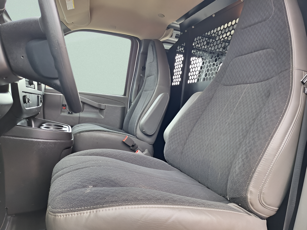 2024 GMC Savana Cargo 2500 Base