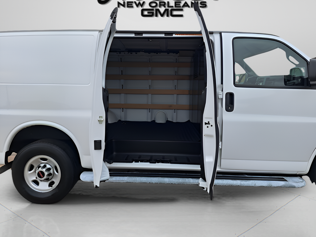 2024 GMC Savana Cargo 2500 Base