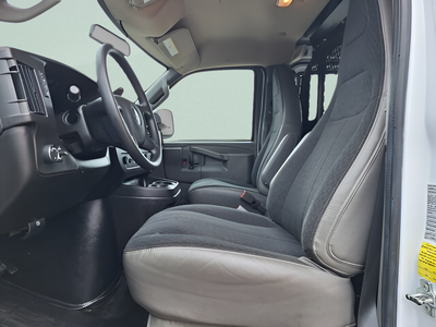2024 GMC Savana Cargo 2500 Base