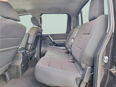 2012 Nissan Titan SV