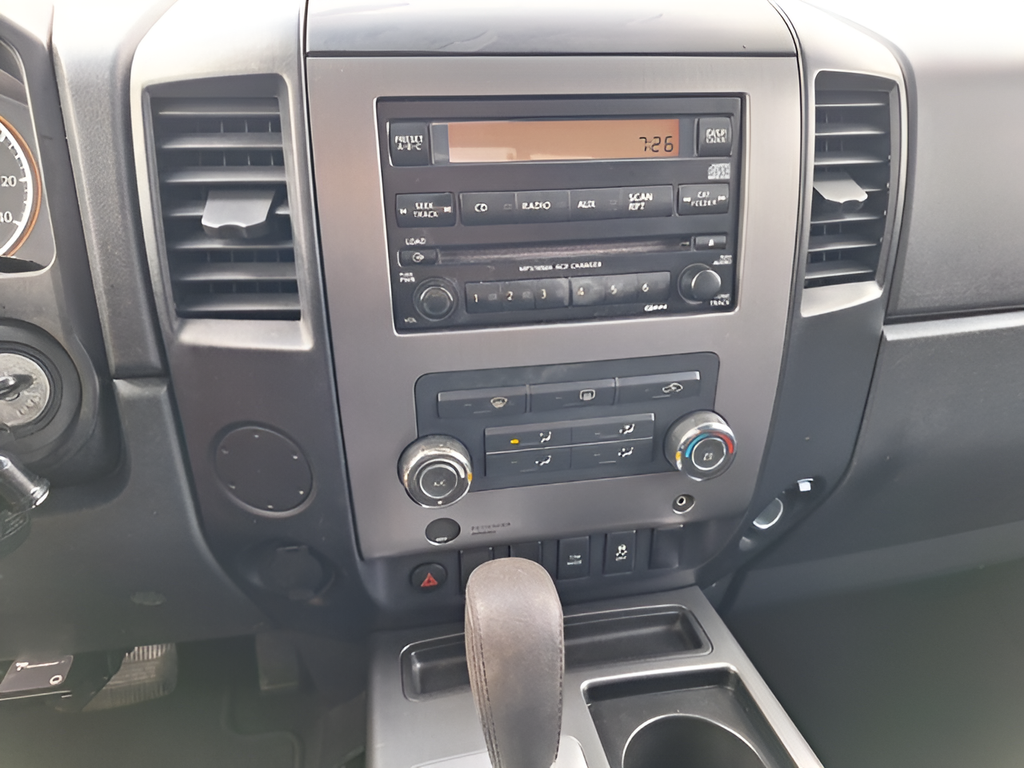 2012 Nissan Titan SV