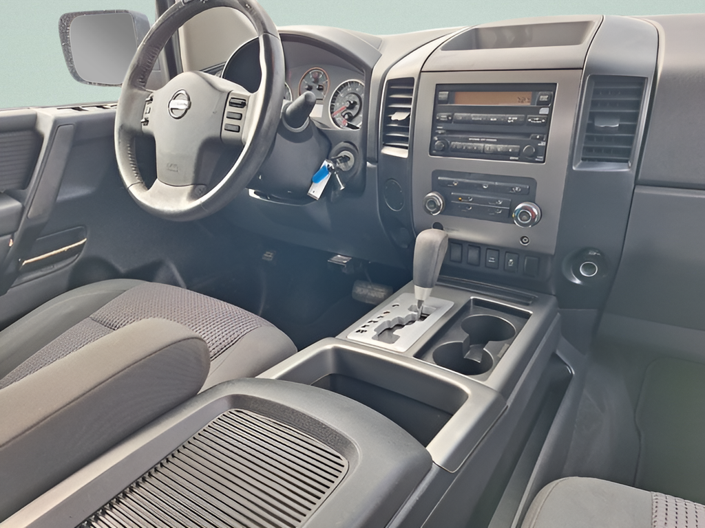 2012 Nissan Titan SV