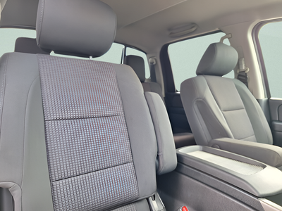 2012 Nissan Titan SV