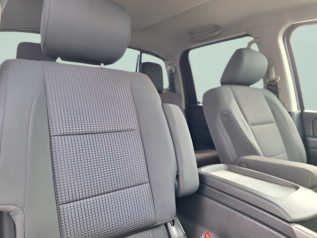 2012 Nissan Titan SV