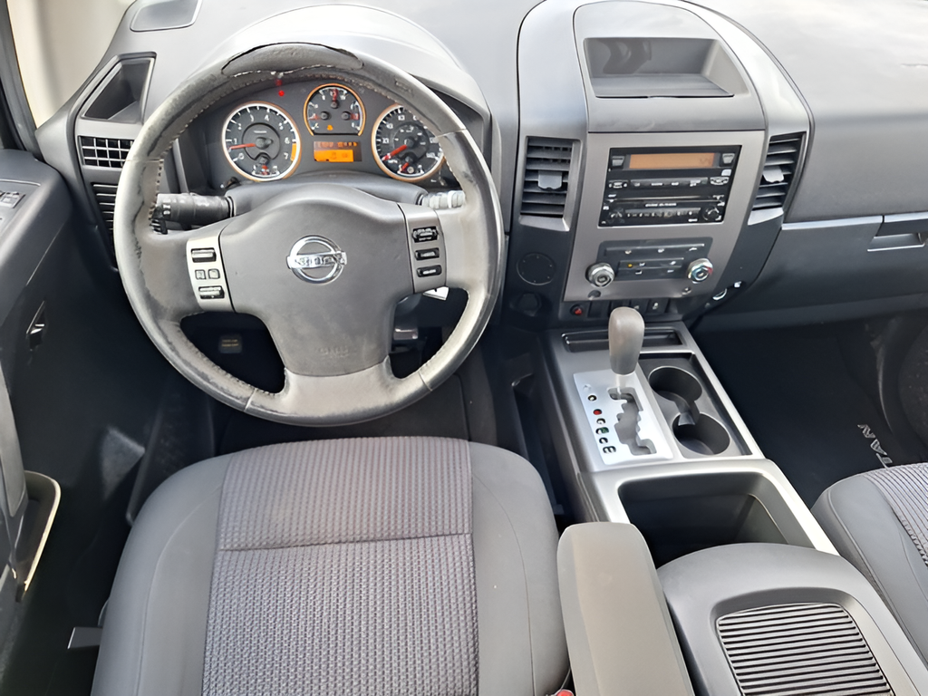 2012 Nissan Titan SV
