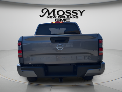 2025 Nissan Frontier SV