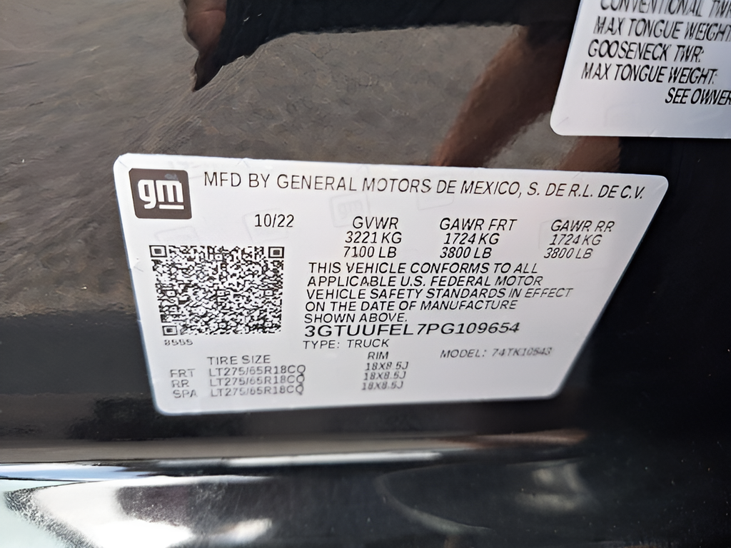 2023 GMC Sierra 1500 AT4X