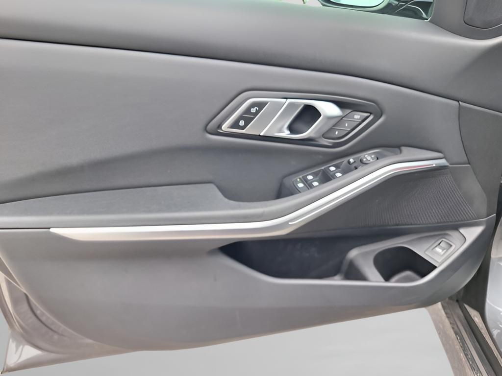 2021 BMW 3 Series 330i