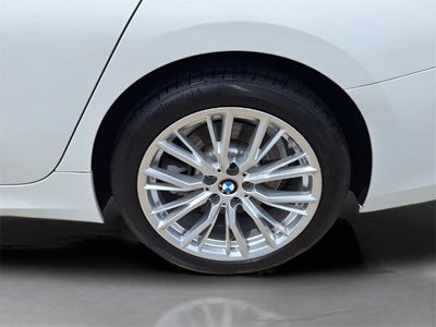 2023 BMW 3 Series 330i