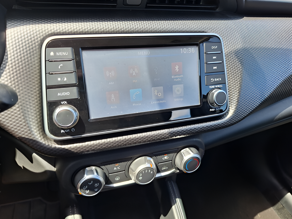 2018 Nissan Kicks S