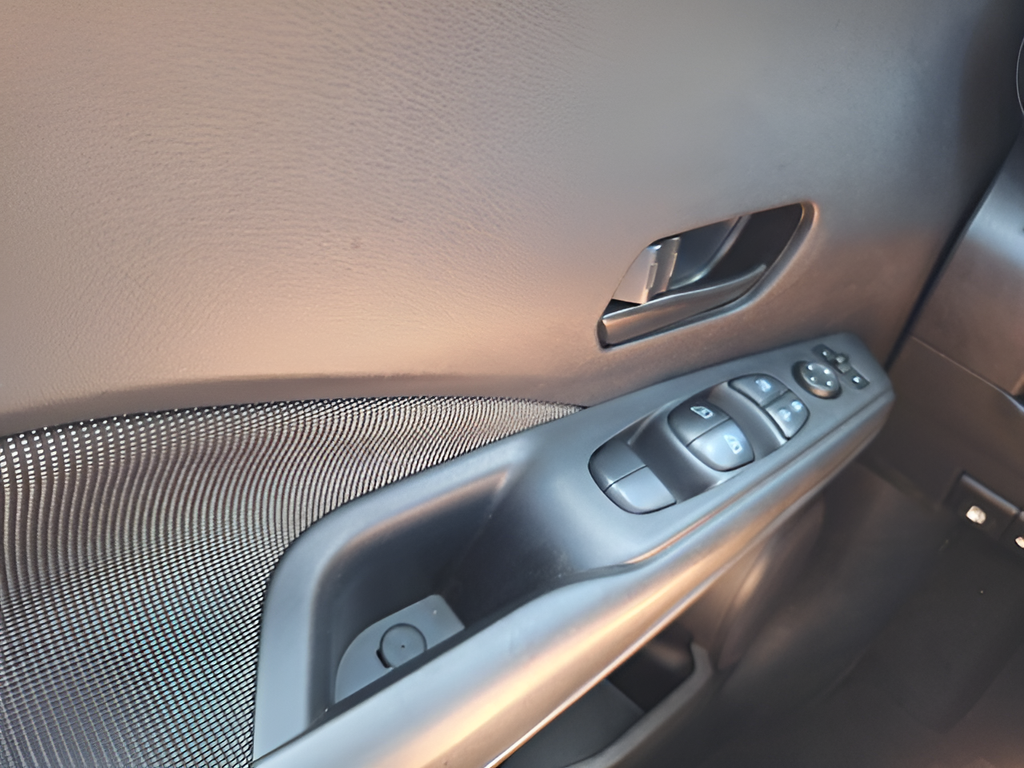 2018 Nissan Kicks S