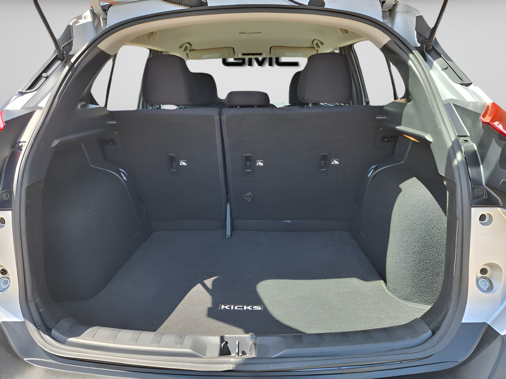 2018 Nissan Kicks S