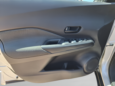 2018 Nissan Kicks S