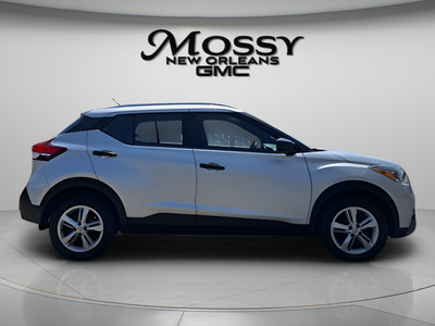 2018 Nissan Kicks S