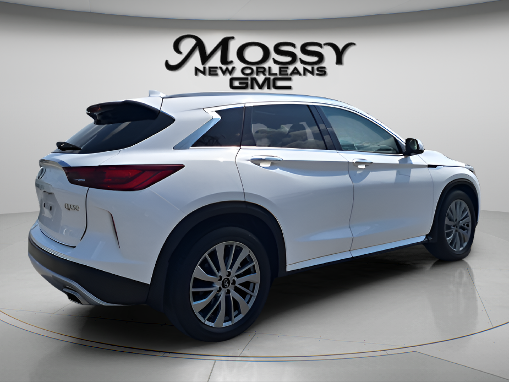 2024 INFINITI QX50 LUXE