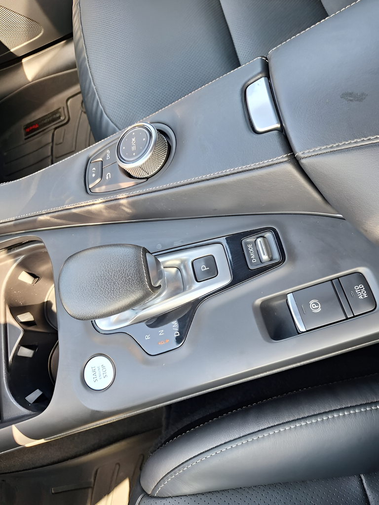 2023 INFINITI QX55 LUXE