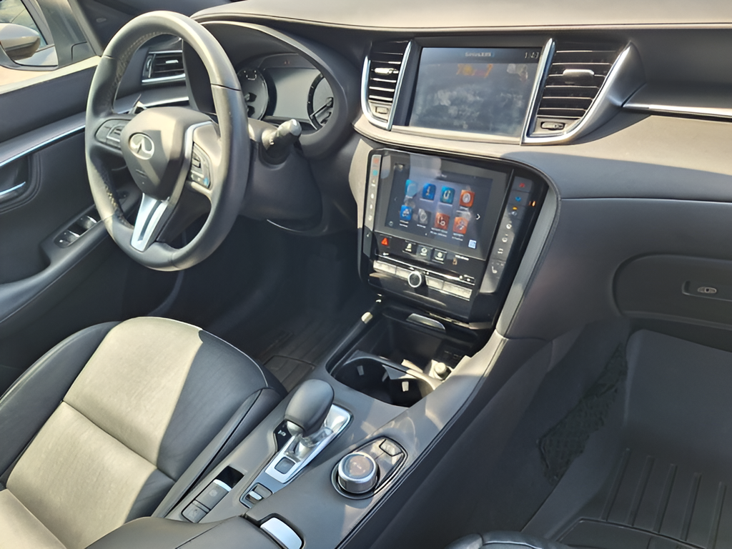 2023 INFINITI QX55 LUXE