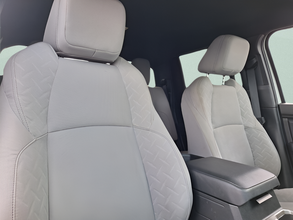 2025 Toyota Tacoma SR5 - Photo 25