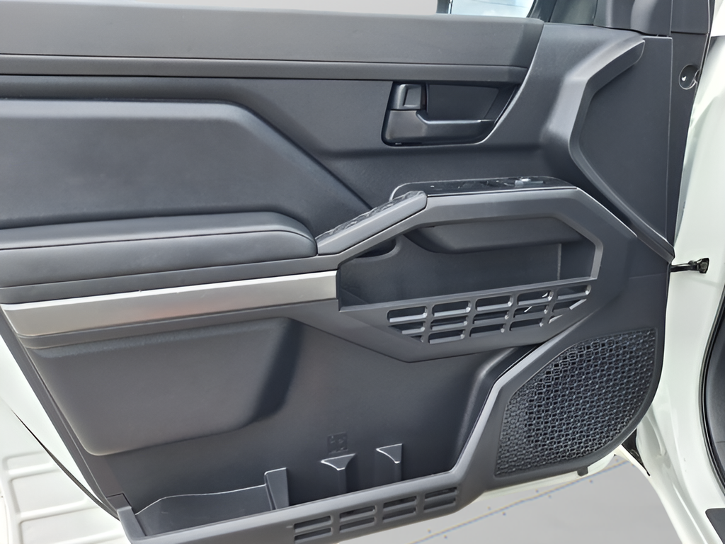 2025 Toyota Tacoma 4WD SR