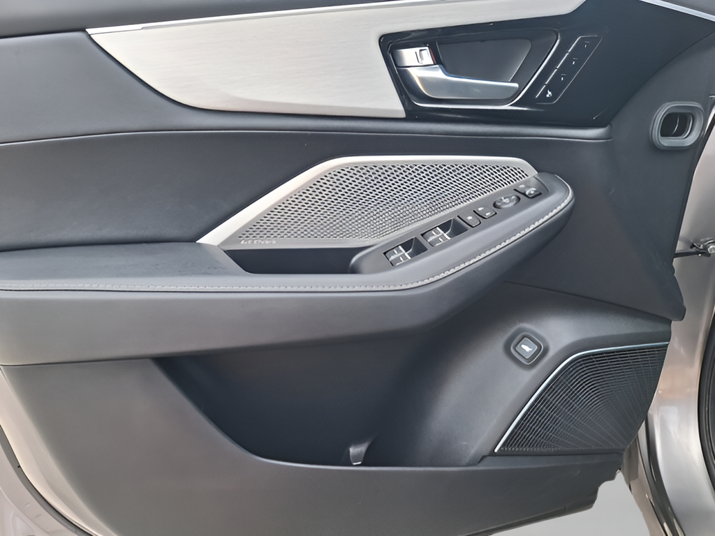 2023 Acura MDX w/Technology Package