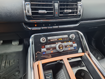 2019 Lincoln Navigator Select