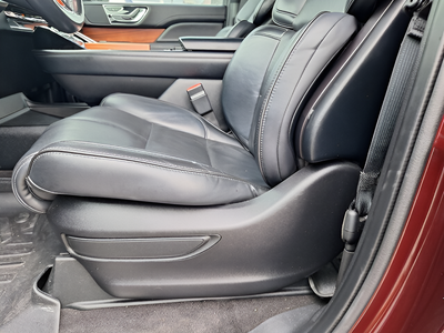 2019 Lincoln Navigator Select