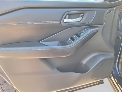 2026 Nissan Rogue SL