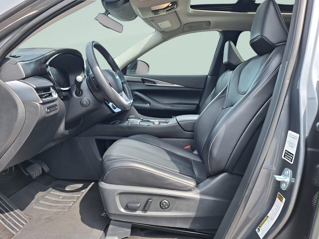 2024 INFINITI QX60 LUXE