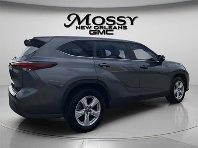 2024 Toyota Highlander LE