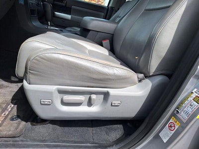 2019 Toyota Sequoia SR5