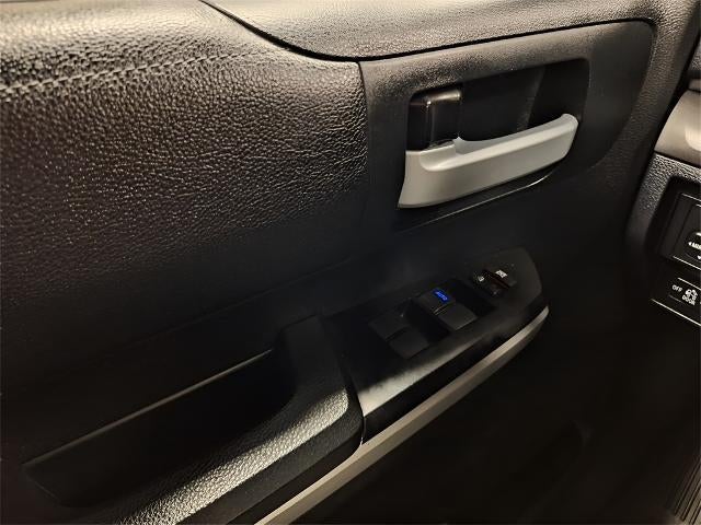 2017 Toyota Tundra 4WD SR5