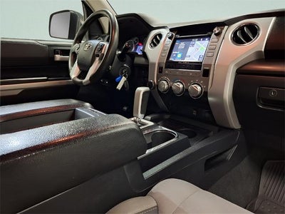 2017 Toyota Tundra 4WD SR5