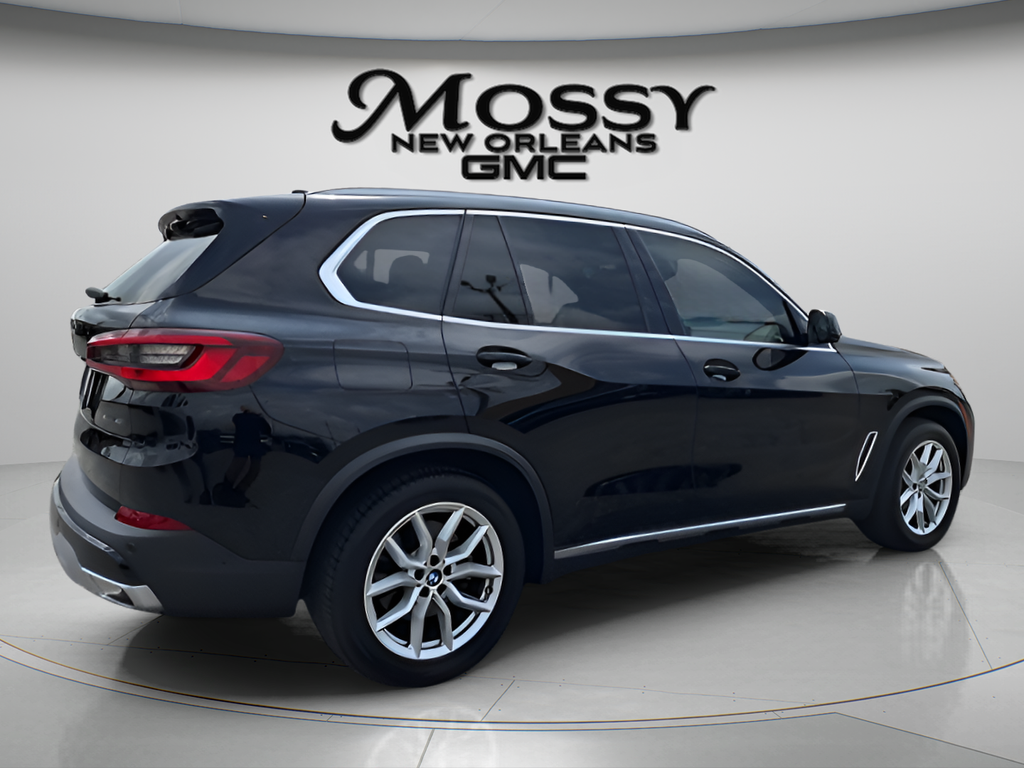 2023 BMW X5 sDrive40i