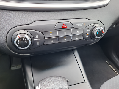 2020 Kia Sorento LX V6