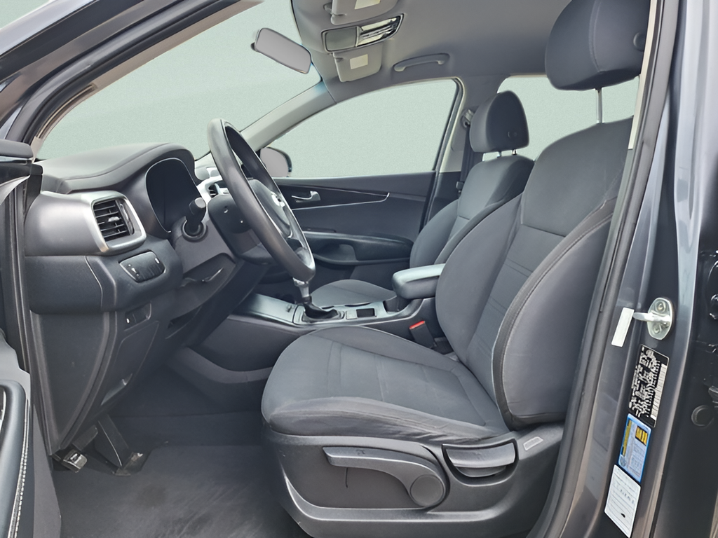 2020 Kia Sorento LX V6