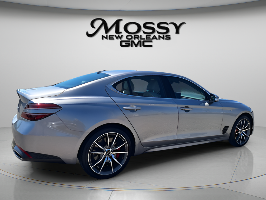 2025 Genesis G70 2.5T
