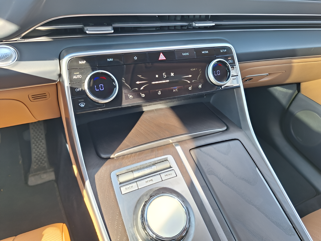 2024 Genesis GV80 Base