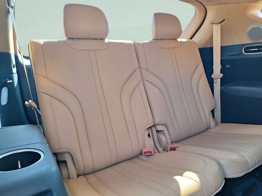 2024 Genesis GV80 Base