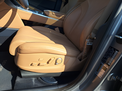 2024 Genesis GV80 Base